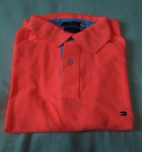 camisa polo lisa (tecido piquet)