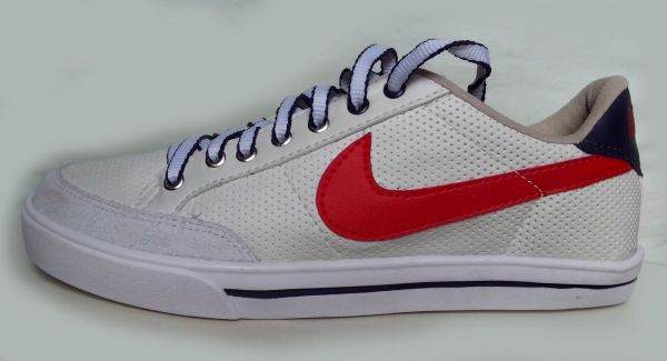 tênis nike SB star