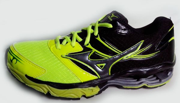 tênis mizuno wave creation 14